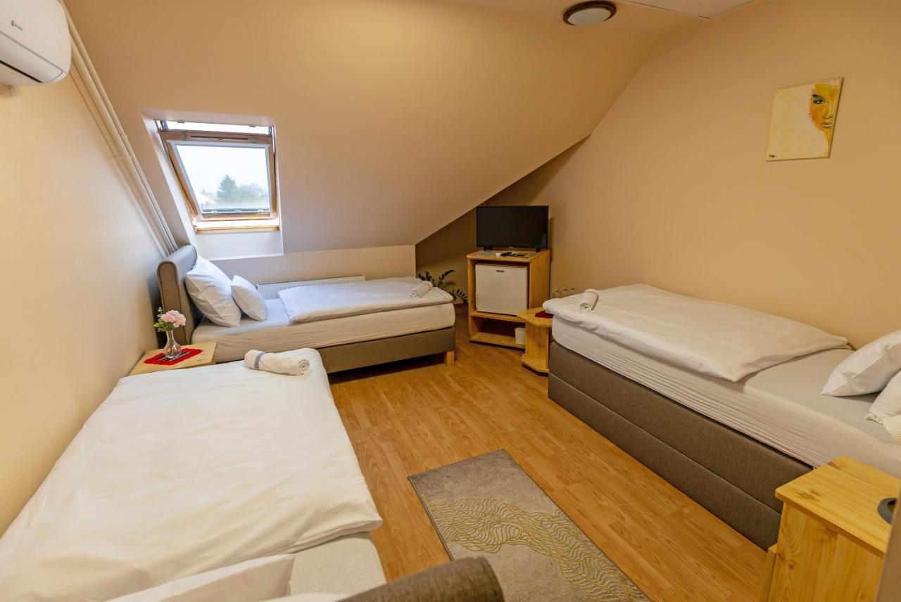 Betli Panzio Hotel Залегершег Екстериор снимка